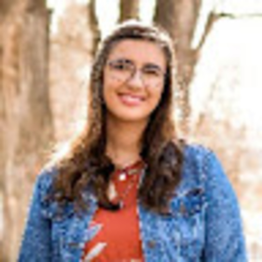 Meet your Posher, Cora